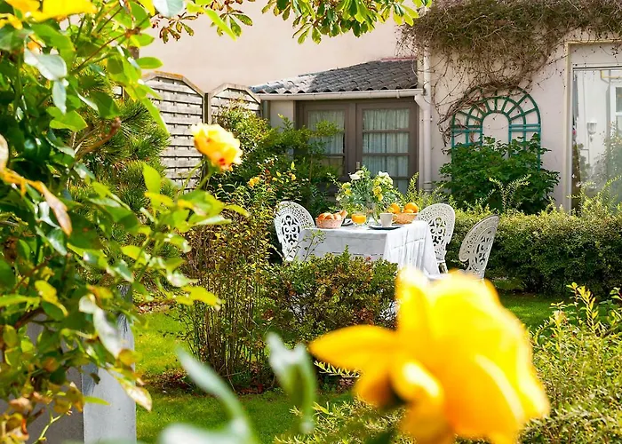 Le Patio De Clara